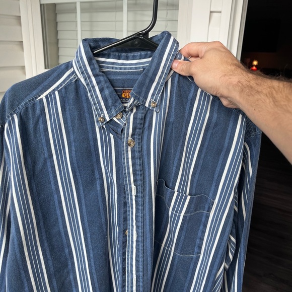 Bundle - 3 oversized button downs.M - Picture 5 of 10
